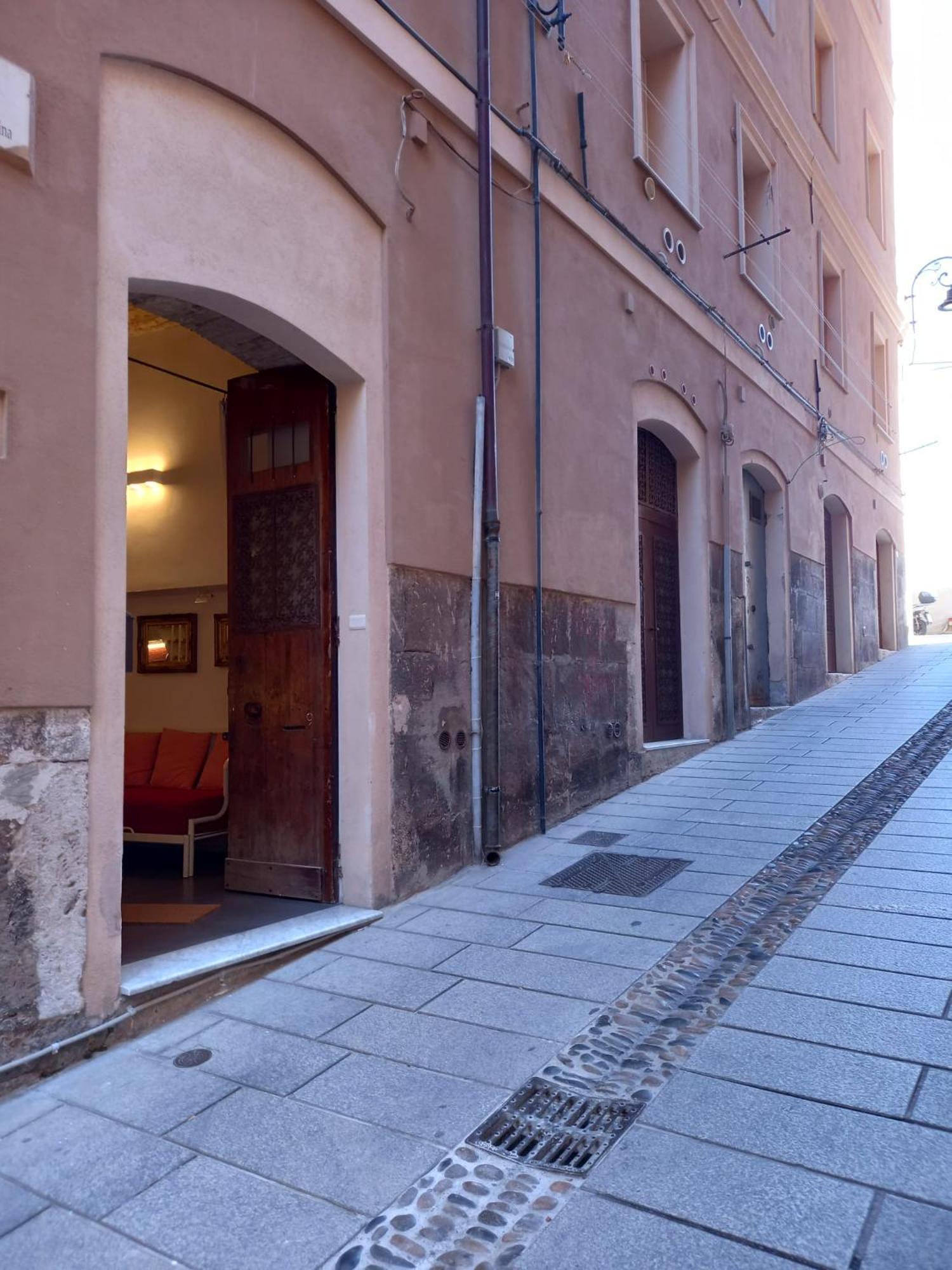 Residenze Palazzo Pes Apartment กาญารี ภายนอก รูปภาพ