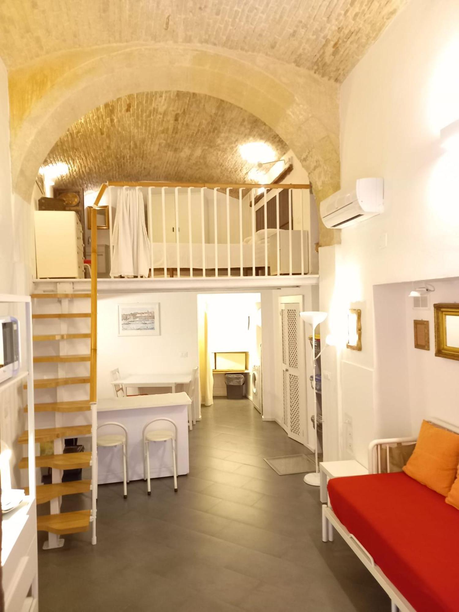 Residenze Palazzo Pes Apartment กาญารี ภายนอก รูปภาพ