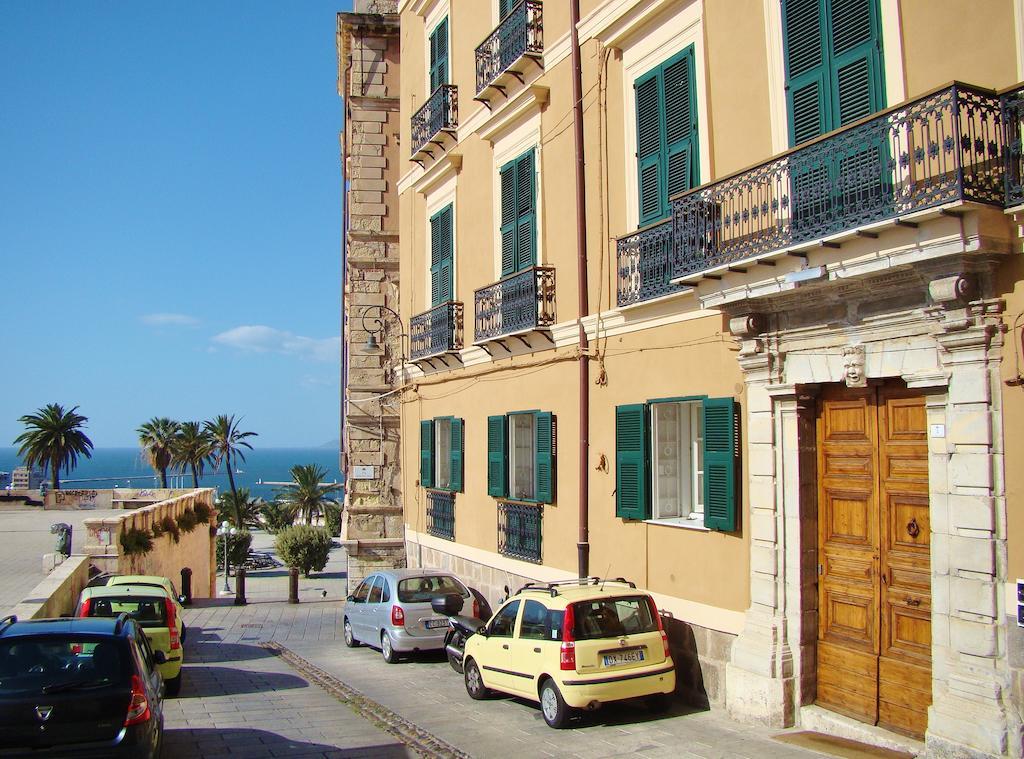 Residenze Palazzo Pes Apartment กาญารี ห้อง รูปภาพ